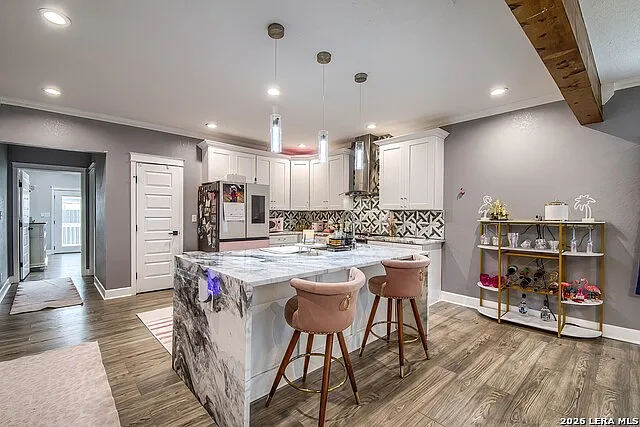 1002 W French Pl — Photo 2