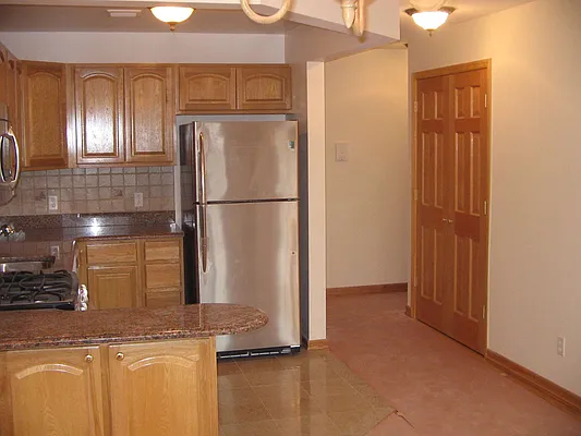 Rented by Mega Homes Realty INC | media 9