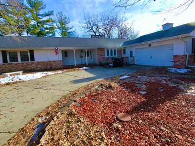 5928 N Roxbury Ln, Peoria, IL, 61614