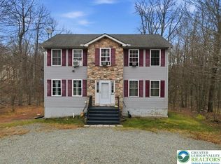 8343 Shannon Dr, Tobyhanna, PA 18466