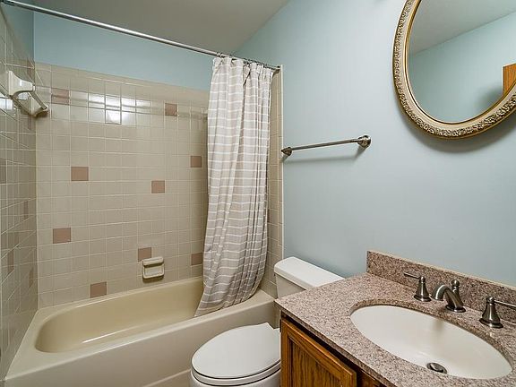 2nd image of 8909 Gardengate Dr