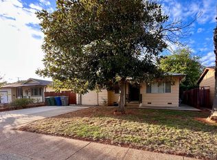 2301 Galaxy Way, Redding, CA 96002