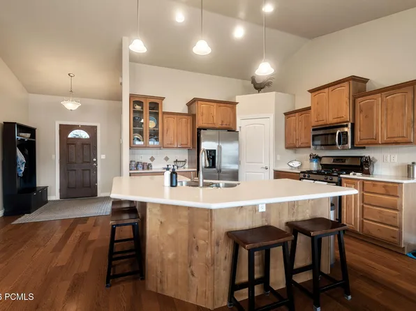 136 W 360 N, Kamas, UT 84036