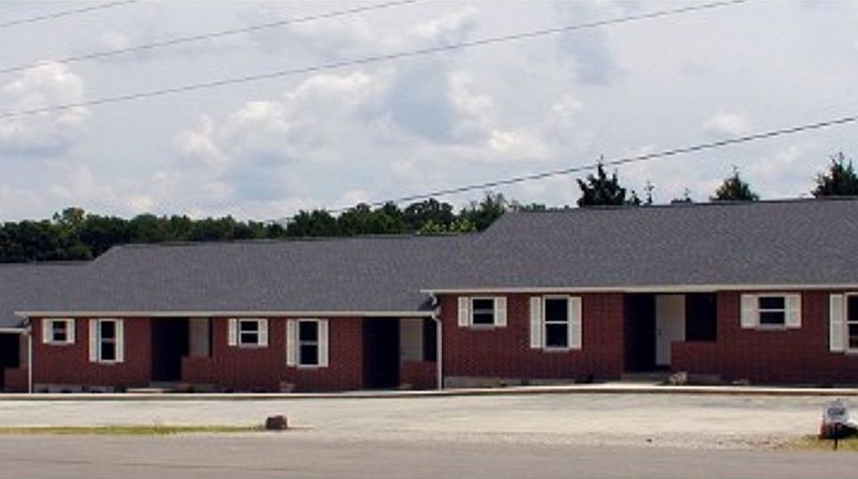 1st image of 1964 McCutchen Dr APT 15