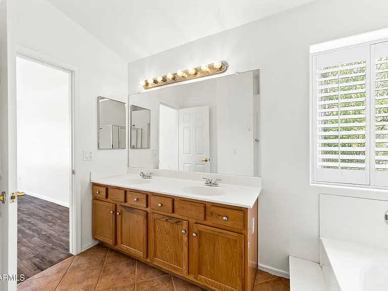 17534 W Coyote Trail Dr — Photo 20