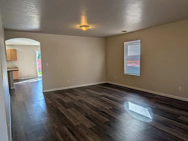 4354 S Glenmere Way — Photo 5