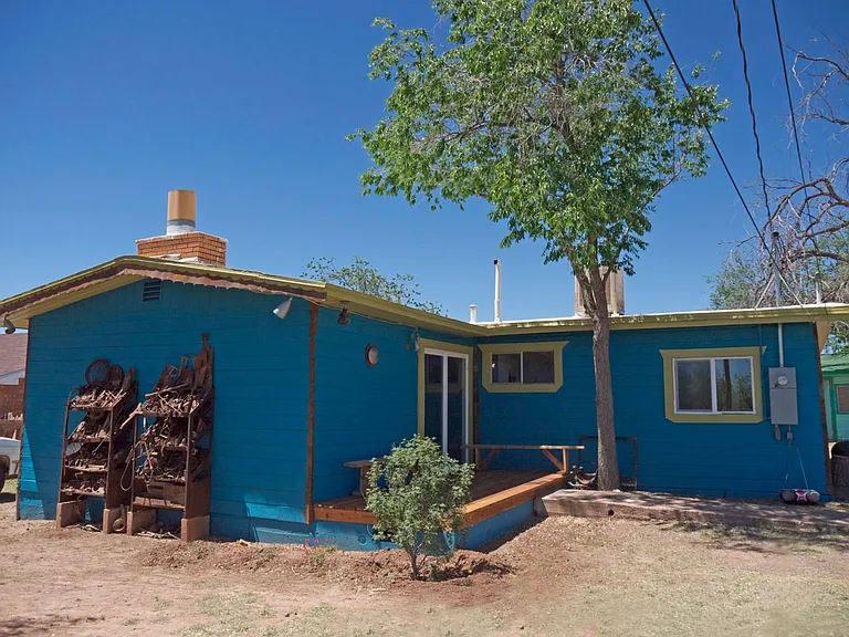 2092 S Kentucky St — Photo 1