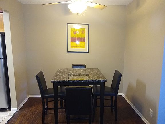 3rd image of 6896-B Stratford Cir