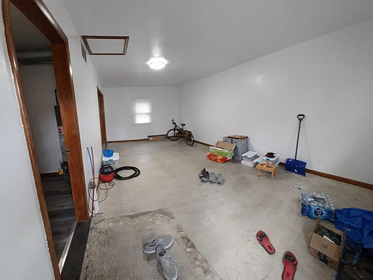 721 E Park St — Photo 5