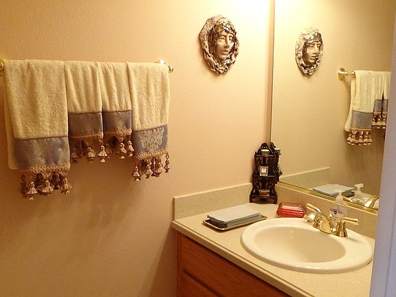 5th image of 836 Haynesville Way