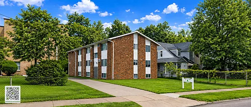 45 Rhodes Ave Photo 1