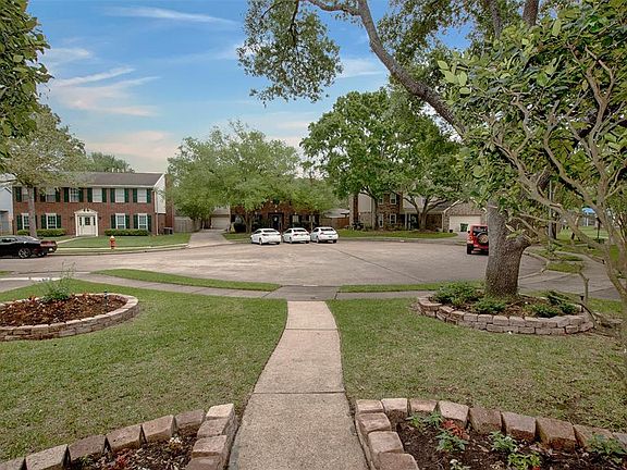 4th image of 14650 Cardinal Creek Ct