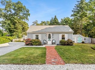 2 River Rd, Bourne, MA 02532