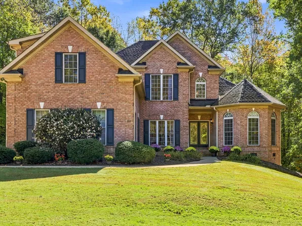 211 Hillsboro Trce, Spartanburg, SC 29301