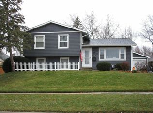 224 E Mitchell Ave, Waterloo, IA 50702
