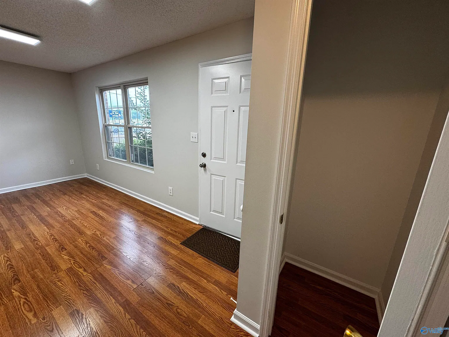 3 bed, 2.0 bath, 1148 sqft, $1,395 — Photo 4