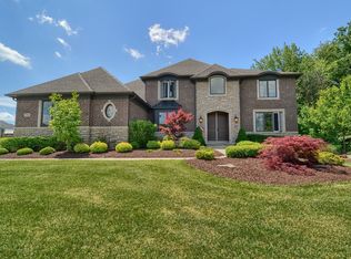 47846 Cheltenham Dr, Novi, MI 48374