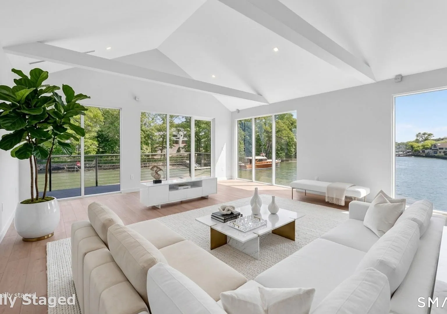 253 Riverside Ave — Photo 1