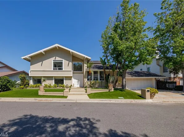 4534 Totana Dr, Tarzana, CA 91356