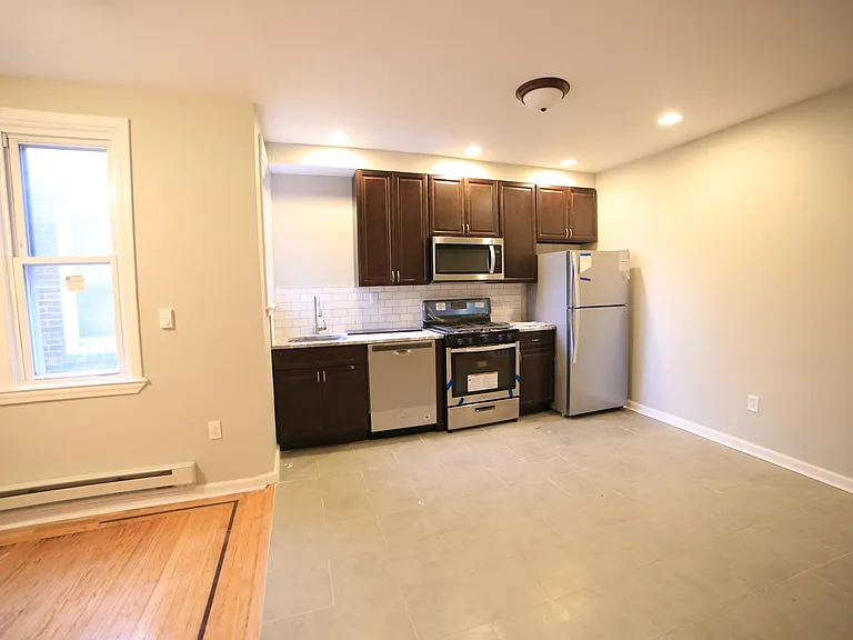 5250 W Berks St #2 — Photo 2