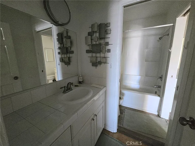 7641 Reseda Blvd #120 — Photo 16