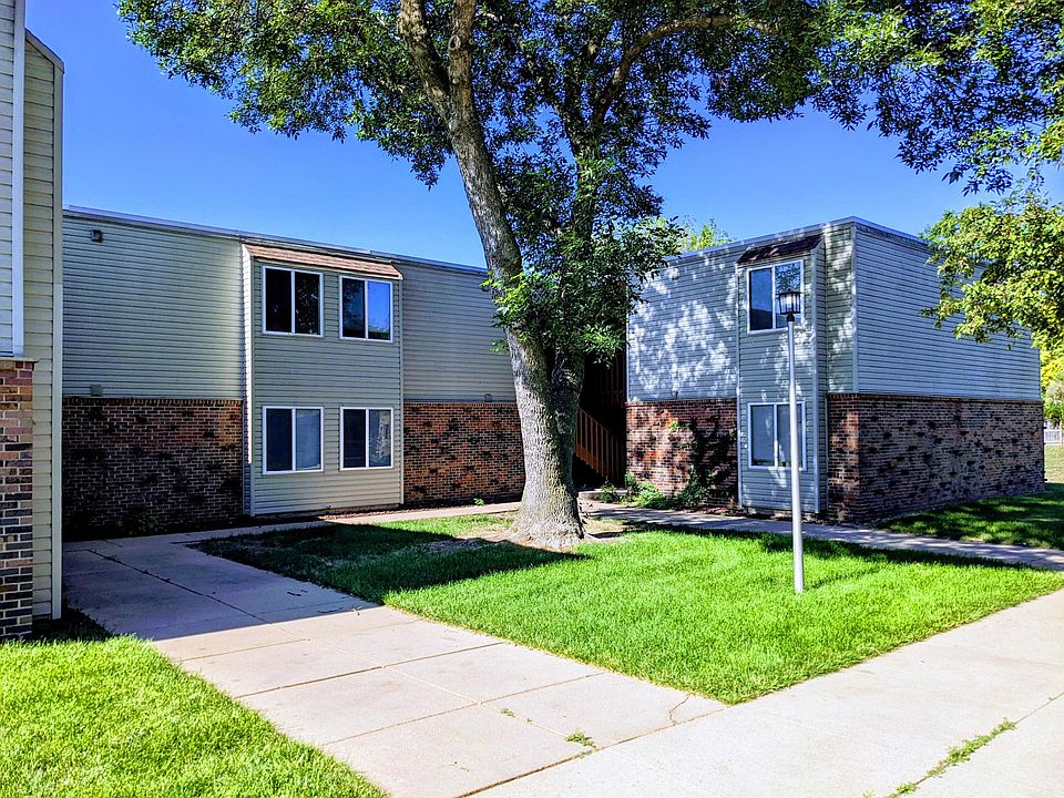 1st image of 6235 Holdrege St APT D4