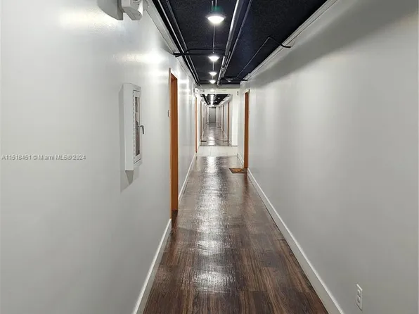 (undisclosed Address), North Miami Beach, FL 33162