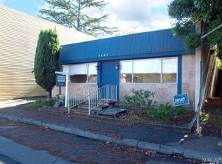 1160 4th St, Santa Rosa, CA 95404