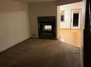 5605 Lawrence Ln, Cheyenne, WY 82009