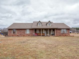 2720 Moss Rd, Van Buren, AR 72956