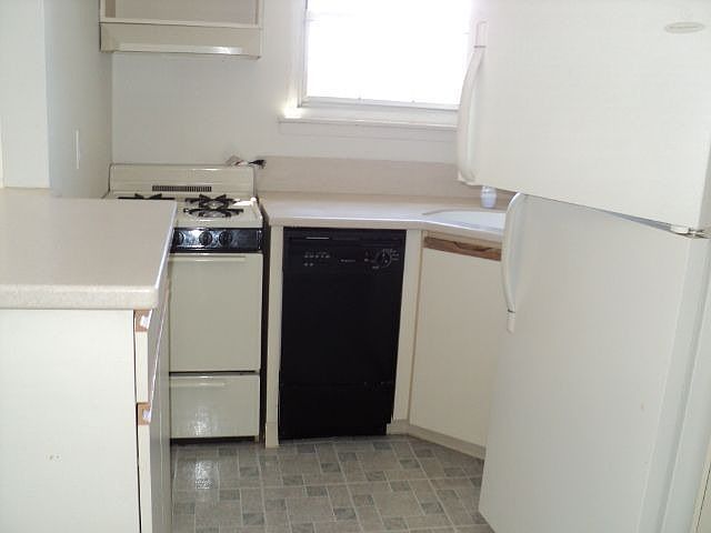 1st image of 114 Fairharbor Dr #114