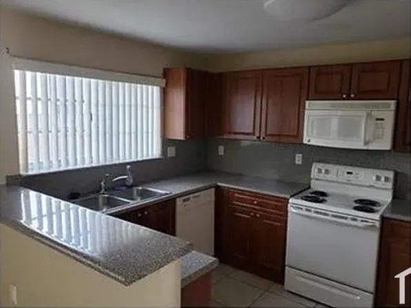 28144 SW 142nd Ct, Homestead, FL 33033