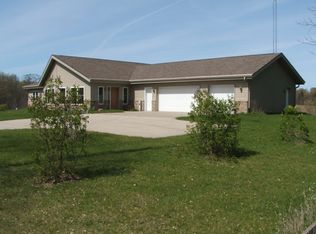 E12250 Fairfield Rd, Baraboo, WI 53913