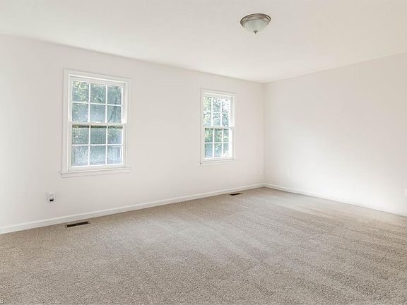 4th image of 5906 Spanish Oak Dr