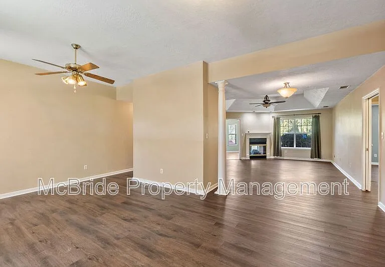 928 Hunting Horn Way W — Photo 7