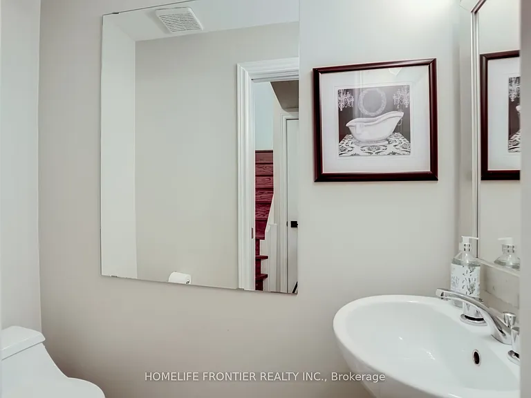 22 Balmoral Ave #4 — Photo 37