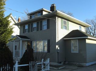 Seaman Ave, Freeport, NY 11520