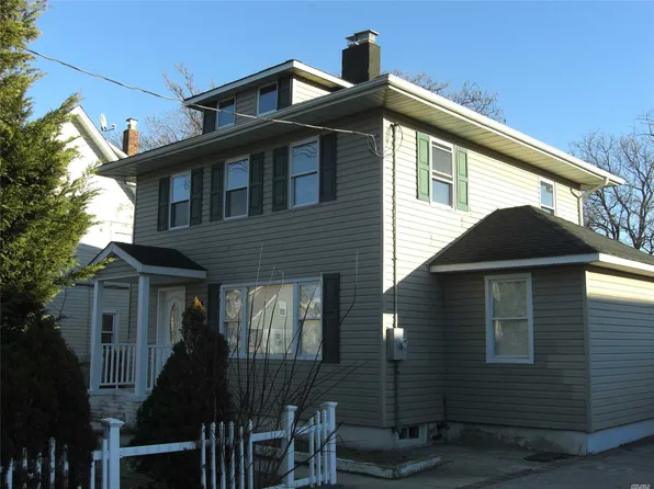 Seaman Ave, Freeport, NY 11520