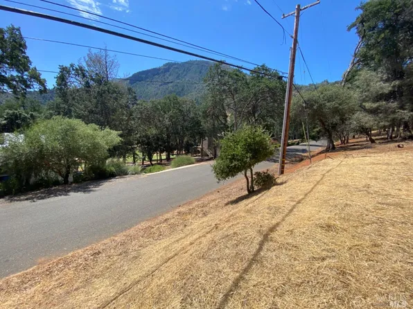 2671 Greenway Drive, Kelseyville, CA 95451