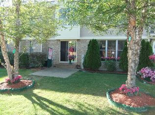 7822 Bristol Park Dr, Tinley Park, IL 60477