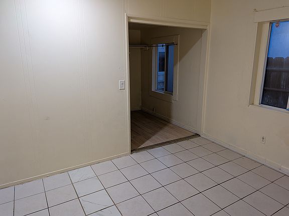 5th image of 113 Orchard Ave #1/2