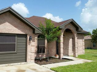 8306 Las Palmas Dr, Pharr, TX 78577