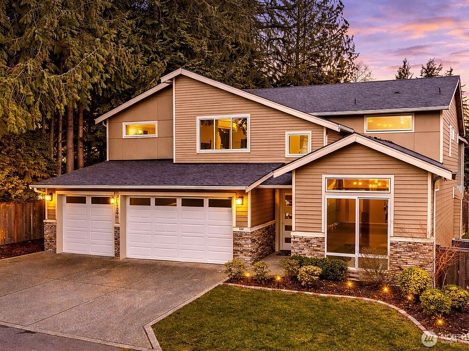 1st image of 21707 2nd Avenue SE