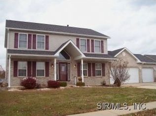 120 Crystal Gate Ln, Glen Carbon, IL 62034
