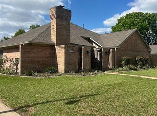 9126 Devoncroft Dr, Houston, TX 77031