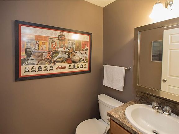 3rd image of 413 Rachel Ln