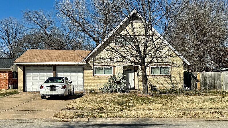 1st image of 609 Hughes Dr