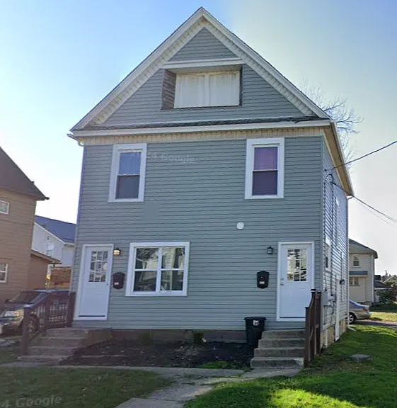 203 Maryland Ave SW #1 — Photo 5