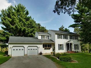 950 Cedar Lane Rd, Waverly, IA 50677