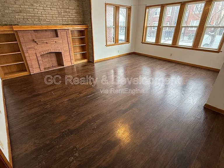 6124 S Whipple St #1 — Photo 2